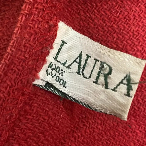 LAURA ASHLEY vintage 100% wool red women’s shawl fringe feminine cardigan s-OS - Picture 5 of 9